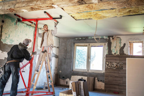 Best Insulation Installation Services in West Crossett, AR